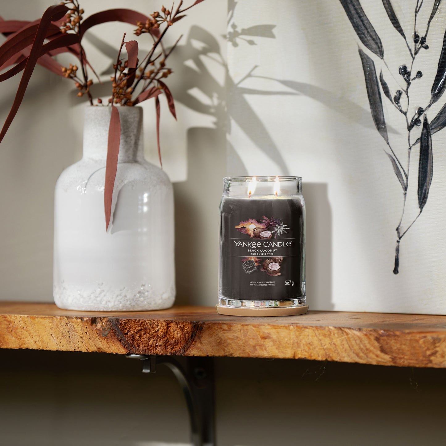 Yankee Candle® Signature didelė žvakė – Black Coconut