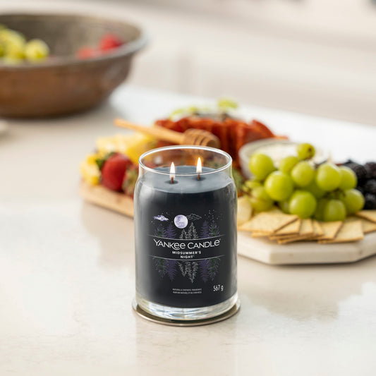 Yankee Candle® Signature didelė žvakė – Midsummer's Night®