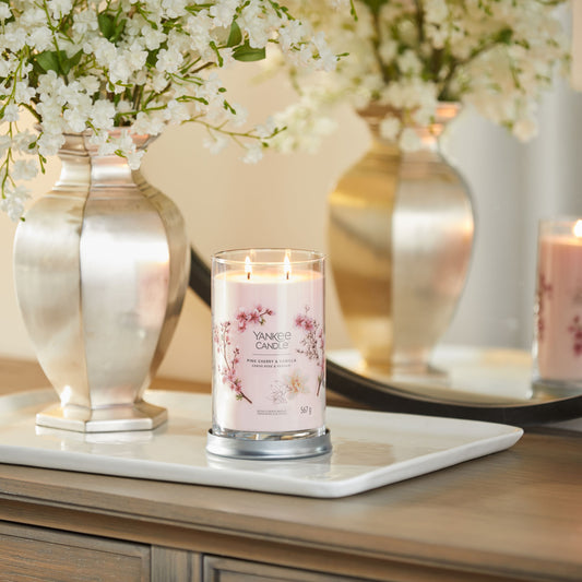 Yankee Candle® Signature Tumbler didelė žvakė – Pink Cherry & Vanilla