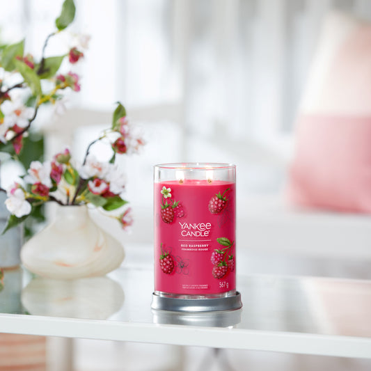Yankee Candle® Signature Tumbler didelė žvakė – Red Raspberry