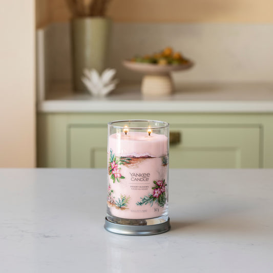 Yankee Candle® Signature Tumbler didelė žvakė – Desert Blooms