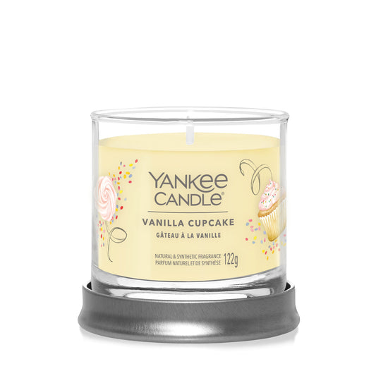 Yankee Candle Signature kolekcijos maža stiklinė žvakė – Vanilla Cupcake