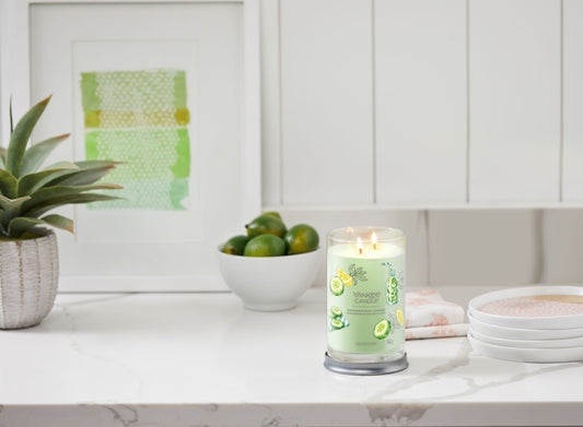 Yankee Candle® Signature Tumbler didelė žvakė – Cucumber Mint Cooler