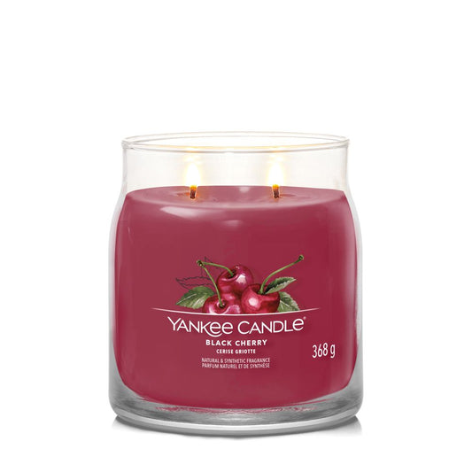 Yankee Candle® Signature vidutinė žvakė – Black Cherry