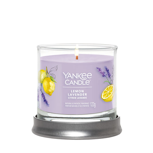 Yankee Candle Signature kolekcijos maža stiklinė žvakė – Lemon Lavender