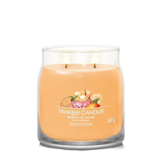Yankee Candle® Signature vidutinė žvakė – Mango Ice Cream