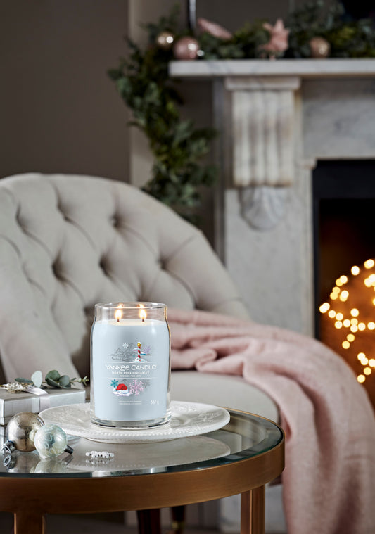 Yankee Candle® Signature didelė žvakė – North Pole Hideaway