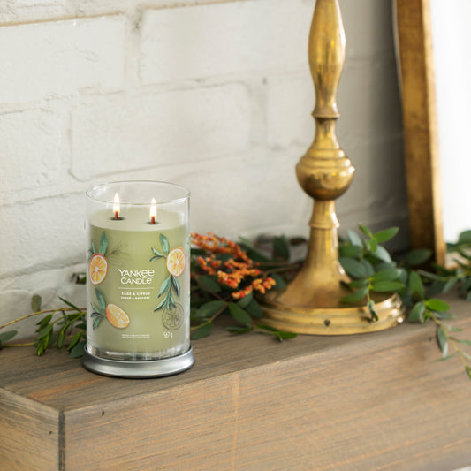 Yankee Candle® Signature Tumbler didelė žvakė – Sage & Citrus