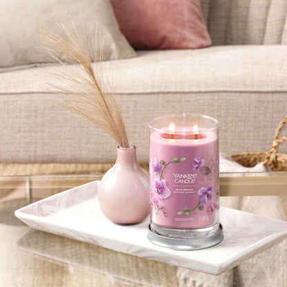 Yankee Candle® Signature Tumbler didelė žvakė – Wild Orchid