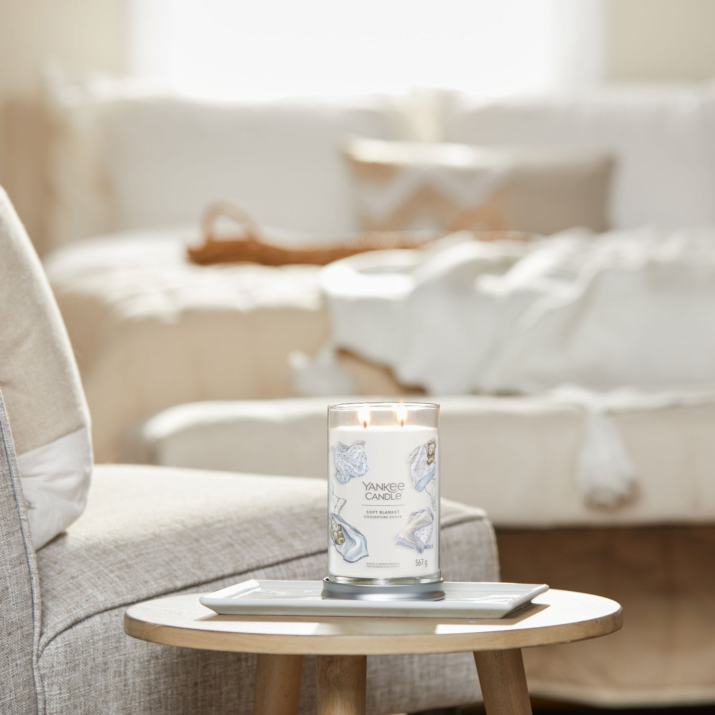 Yankee Candle® Signature Tumbler didelė žvakė – Soft Blanket™