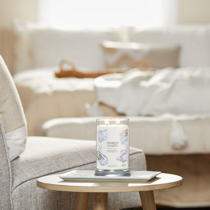 Yankee Candle® Signature Tumbler didelė žvakė – Soft Blanket™