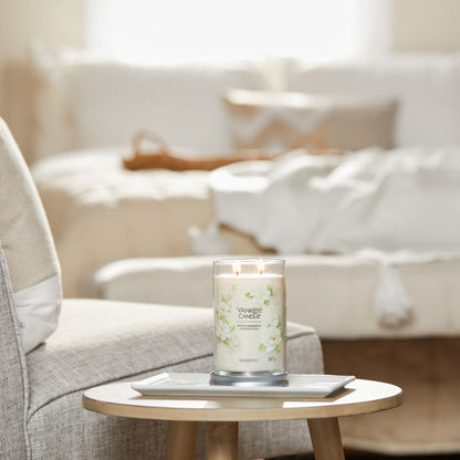 Yankee Candle® Signature Tumbler didelė žvakė – White Gardenia