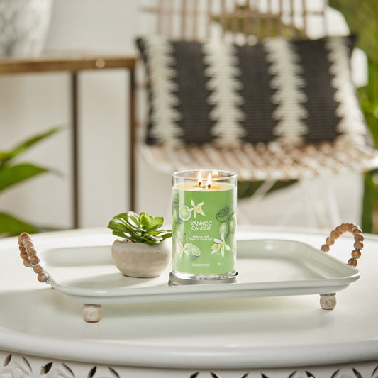 Yankee Candle® Signature Tumbler didelė žvakė – Vanilla Lime