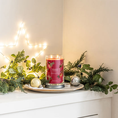 Yankee Candle® Signature Tumbler didelė žvakė – Red Apple Wreath