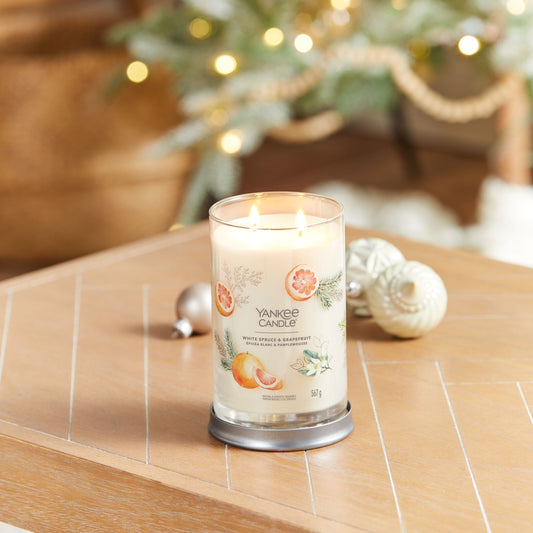 Yankee Candle® Signature Tumbler didelė žvakė – White Spruce & Grapefruit