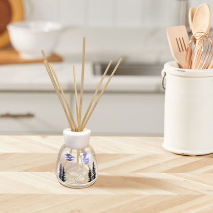 Yankee Candle Midsummer's Night®– kvapų difuzorius su lazdelėmis
