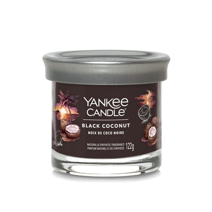 Yankee Candle Signature kolekcijos maža stiklinė žvakė – Black Coconut