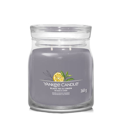 Yankee Candle® Signature vidutinė žvakė – Black Tea & Lemon