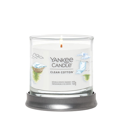 Yankee Candle Signature kolekcijos maža stiklinė žvakė – Clean Cotton®