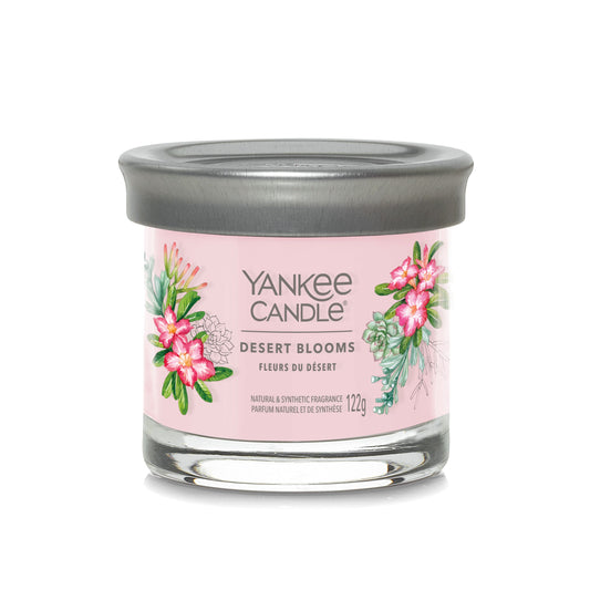 Yankee Candle Signature kolekcijos maža stiklinė žvakė – Desert Blooms