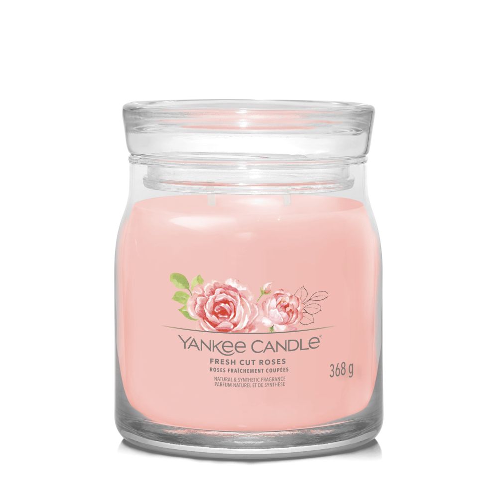 Yankee Candle® Signature vidutinė žvakė – Fresh Cut Roses