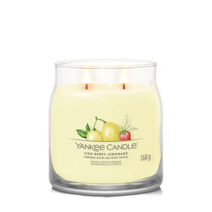 Yankee Candle® Signature vidutinė žvakė – Iced Berry Lemonade