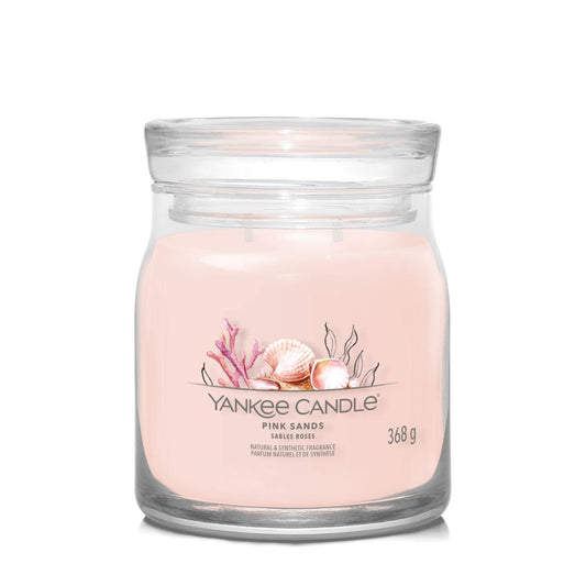 Yankee Candle® Signature vidutinė žvakė – Pink Sands™