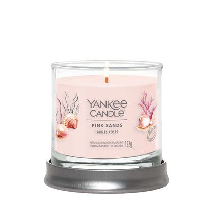 Yankee Candle Signature kolekcijos maža stiklinė žvakė – Pink Sands™