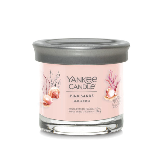 Yankee Candle Signature kolekcijos maža stiklinė žvakė – Pink Sands™