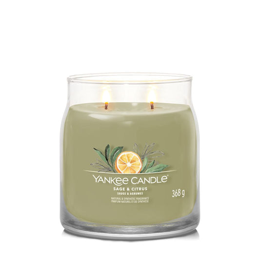 Yankee Candle® Signature vidutinė žvakė – Sage & Citrus