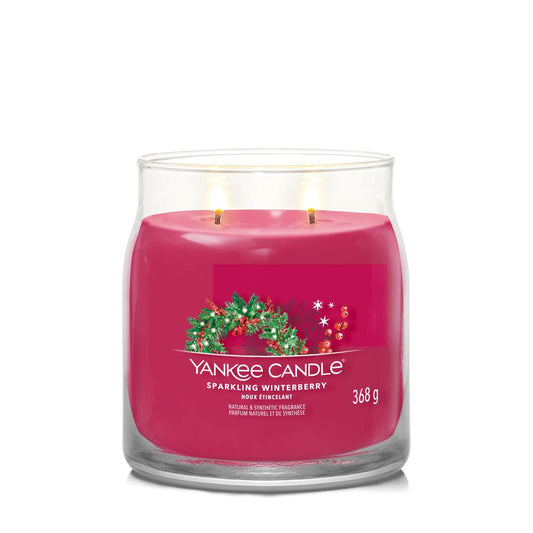 Yankee Candle® Signature vidutinė žvakė – Sparkling Winterberry