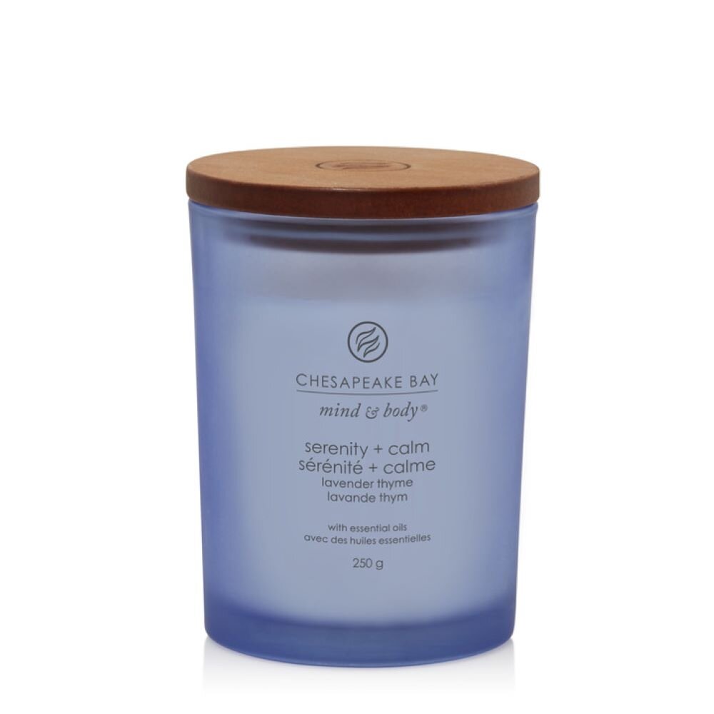 Chesapeake Bay Candle vidutinė žvakė – Serenity & Calm (Lavender Thyme)